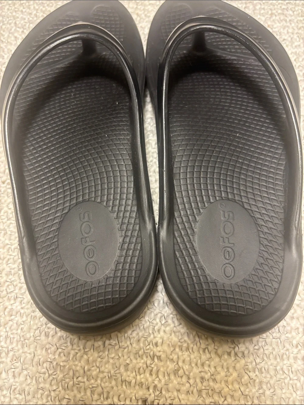 OOFOS Black Recovery Flip-Flop Sandals W8